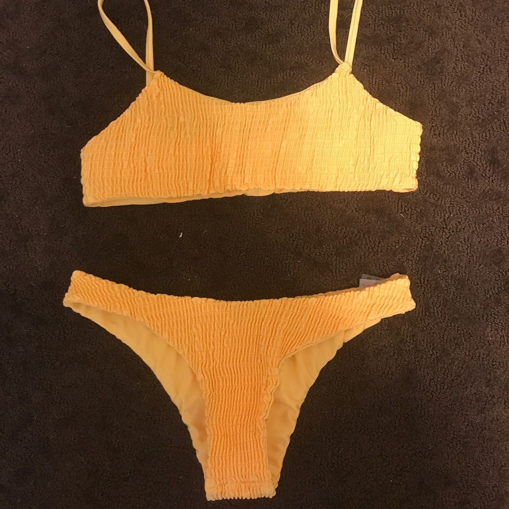 Bathing suit